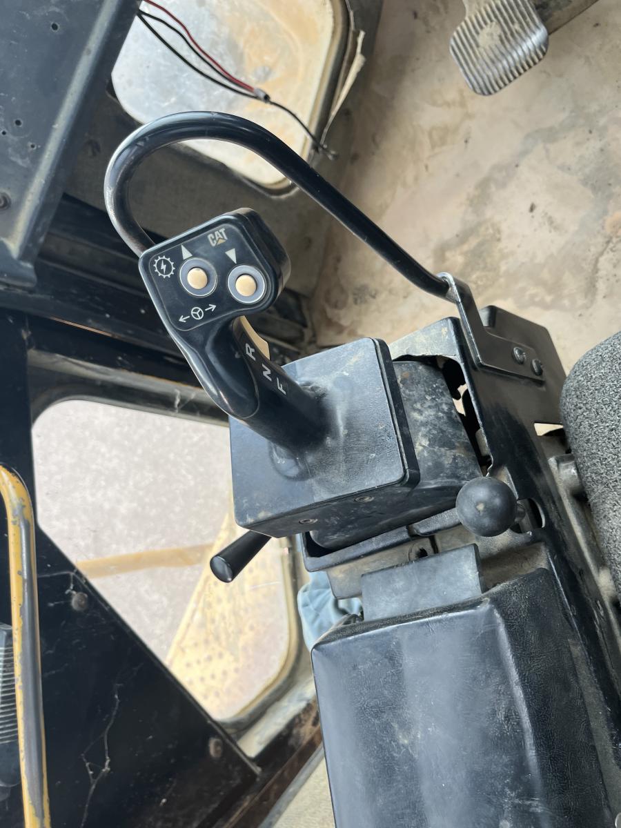 ./imagenes/INVOICE/2019/18297/CATERPILLAR 988F (12).JPG